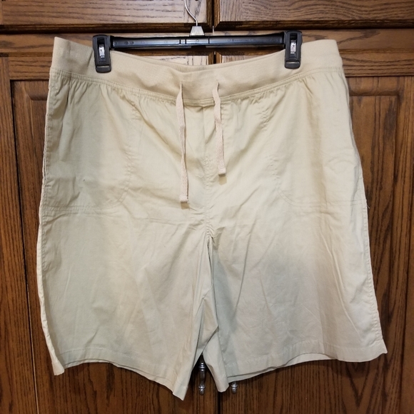 NWOT Zoey & Beth tan 3x shorts - Picture 1 of 4